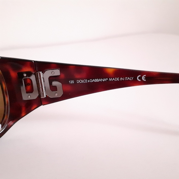 Dolce & Gabbana Tortoise Sunglasses with Signature Coach Case - Picture 5 of 11